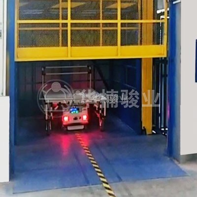 AGV小車自動(dòng)進(jìn)出貨直頂式升降臺(tái)系列 AGV小車自動(dòng)進(jìn)出貨直頂式升降臺(tái)系列